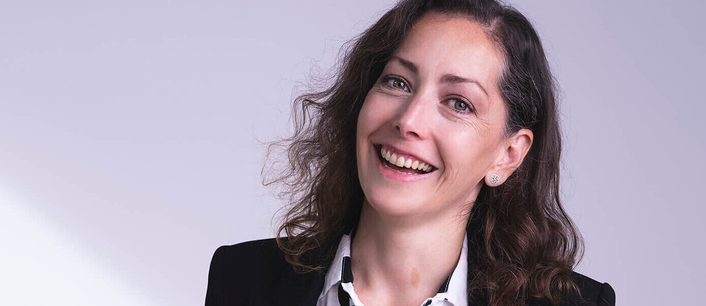 Retrato corporativo de agente de Sanitas en Benalmádena Malaga